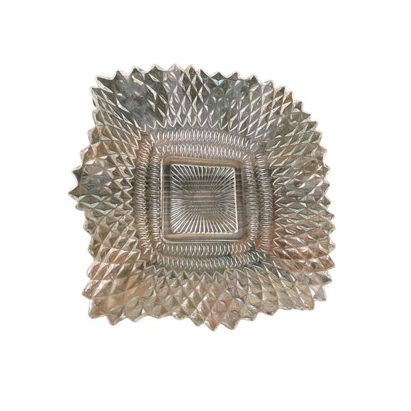 Vintage INDIANA Glass Co. Clear Diamond Point square Candy Dish - Picture 3 of 4